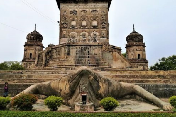 MendhakMandir! A Temple is situated on the back of a Frog