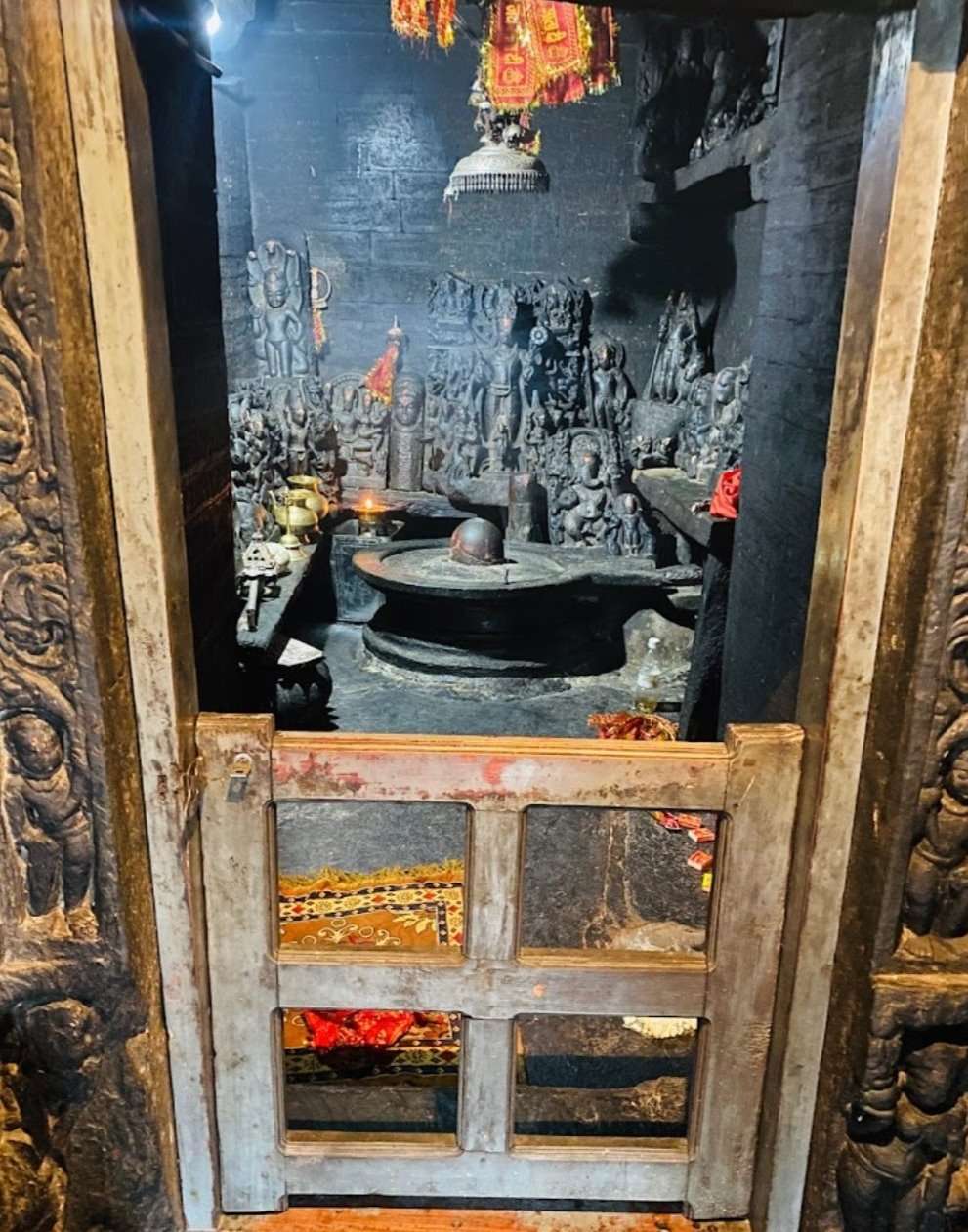 लाखामंडल एक ऐसा रहस्यमयी शिव मंदिर जहां मुर्दे भी हो जाते हैं जीवित